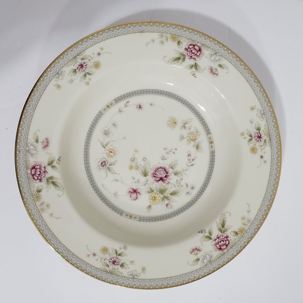 Mikasa Devonshire Soup Bowl